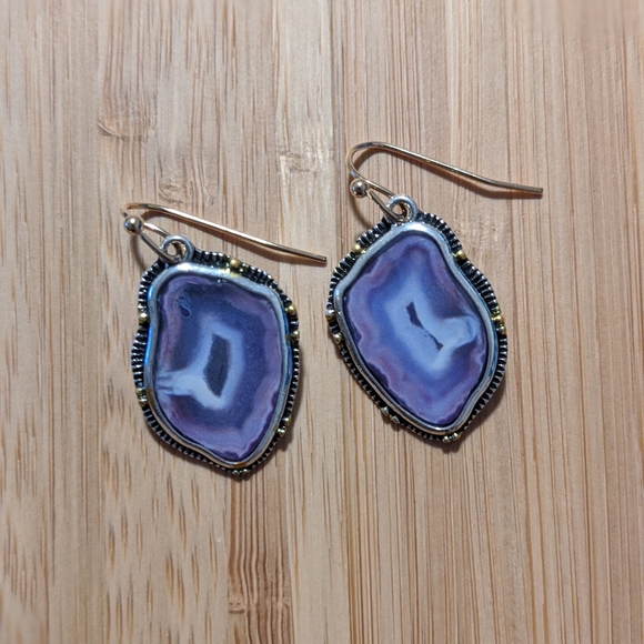 Earrings - Picture 1 of 4